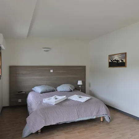 L'inattendu מלון 3*